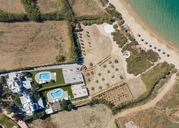 Aqua Breeze Villas On The Beach